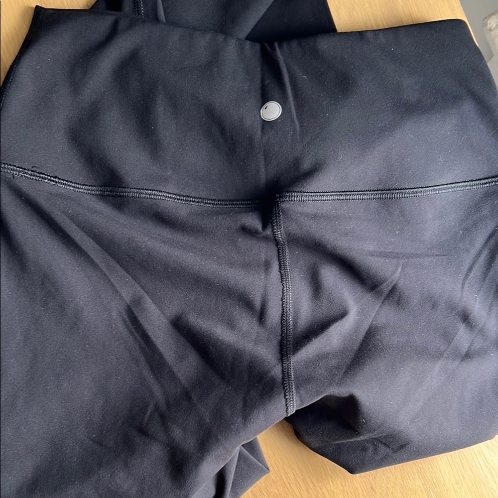 Yogalicious Lux whimsical Ankle Black Leggings size M - Picture 6 of 7